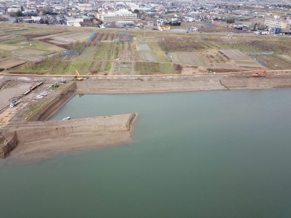 大島地区河道掘削その2工事 写真