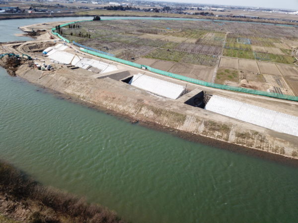 山島新田地区河道掘削その14工事 写真