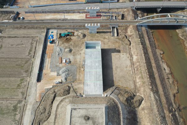 阿賀野バイパスJR跨線橋軽量盛土その1工事 写真