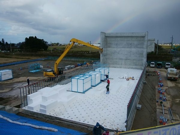 阿賀野バイパスJR跨線橋軽量盛土その1工事 写真