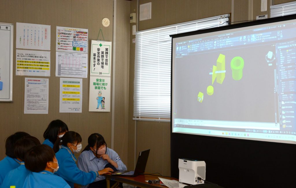 白根北中学校の生徒の皆さんが職場体験に参加頂きました。 株式会社廣瀨｜新潟市西区｜総合建築業｜土木・建築・舗装・管工事等の企画・設計・施工・管理