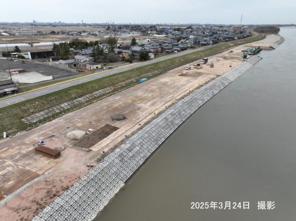 蔵岡低水護岸その９工事 写真