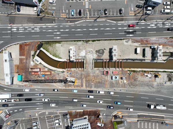 栗ノ木道路　栗ノ木高架橋下部（上り・Ｐ２８－２９）工事 写真