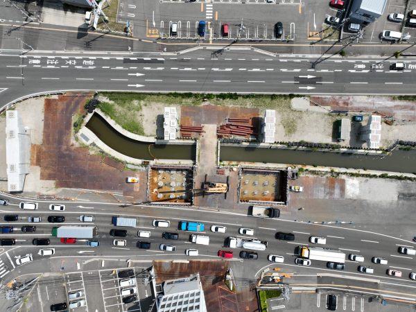 栗ノ木道路　栗ノ木高架橋下部（上り・Ｐ２８－２９）工事 写真