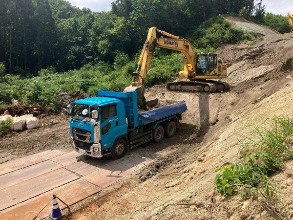 朝日温海道路 大須戸地区道路その12工事 写真