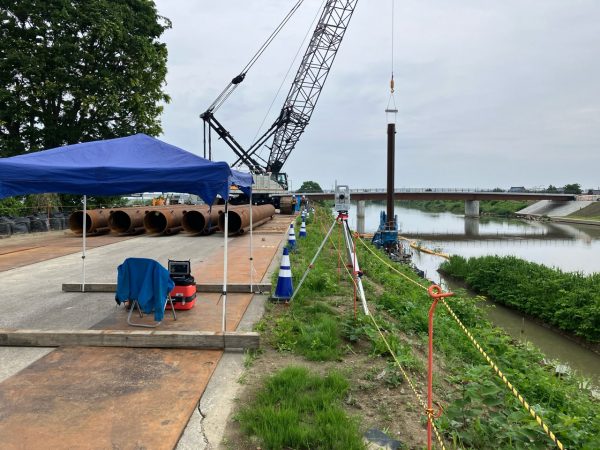 中ノ口川広域河川一級（大規模特定）左岸鋼管矢板護岸その２工事 写真