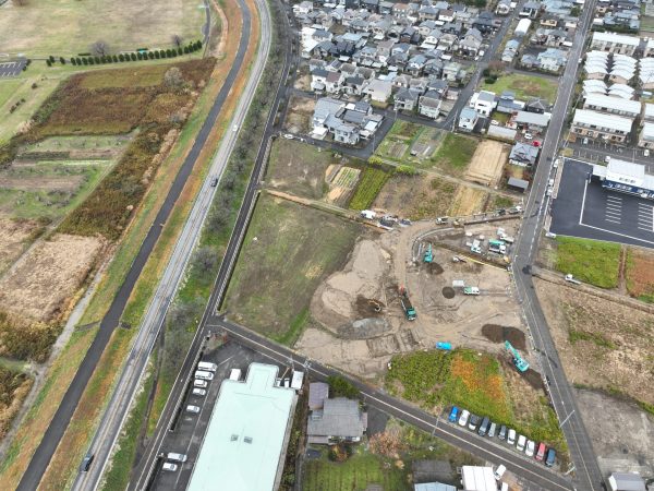 小須戸橋右岸取付道路その１工事 写真