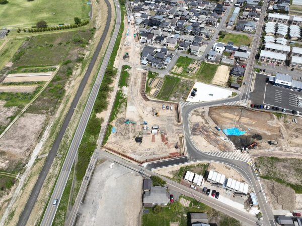 小須戸橋右岸取付道路その１工事 写真
