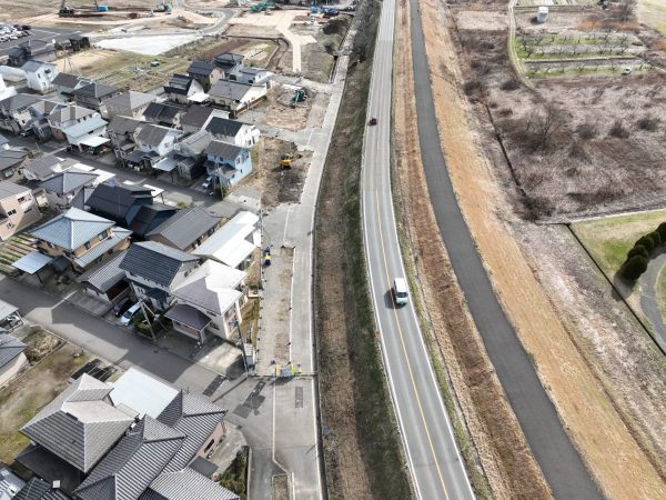 小須戸橋右岸取付道路その１工事 写真