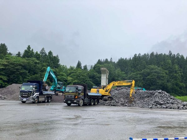 朝日温海道路 塩野町地区道路その3工事 写真