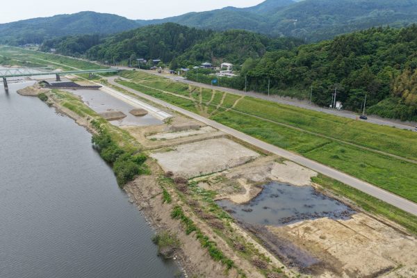 大河津分水路低水路掘削及び護岸その20工事 写真